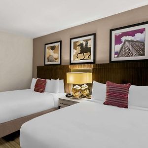 Queen Room Two Queen Beds Hearing Accessible